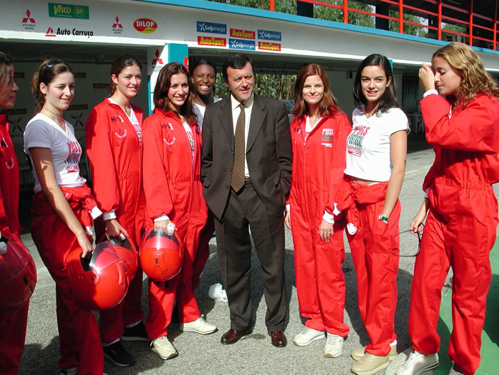 Miss Portugal 200133