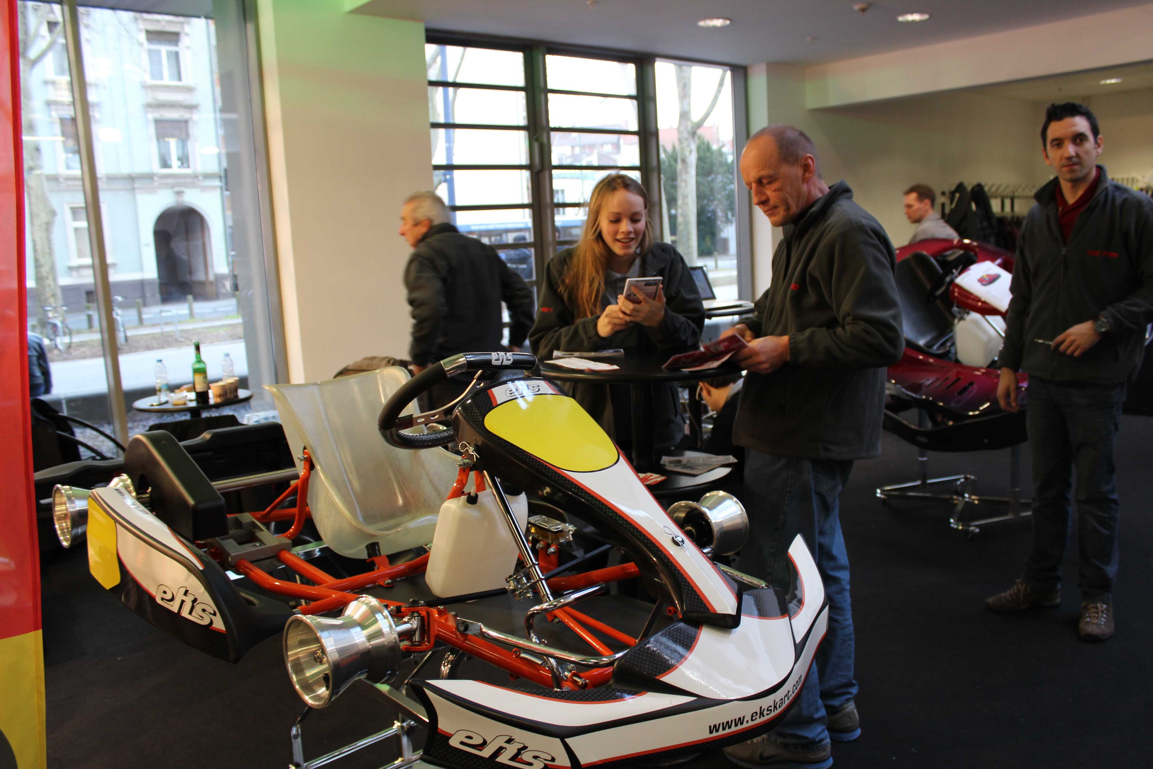 IZZI-FLEX Apresentação na Feira Internacional do Karting Alemanha25