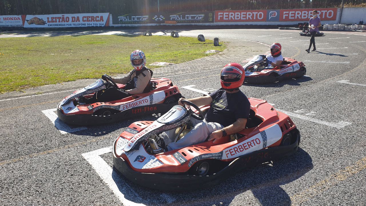 Karts pelos Ares10