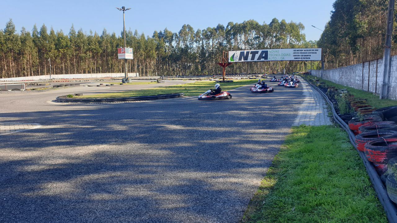 Karts pelos Ares15