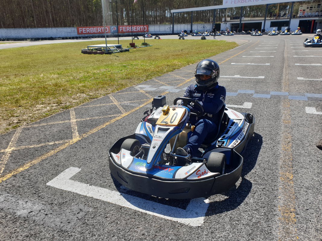 SUPER SEVEN FAMILY 202375