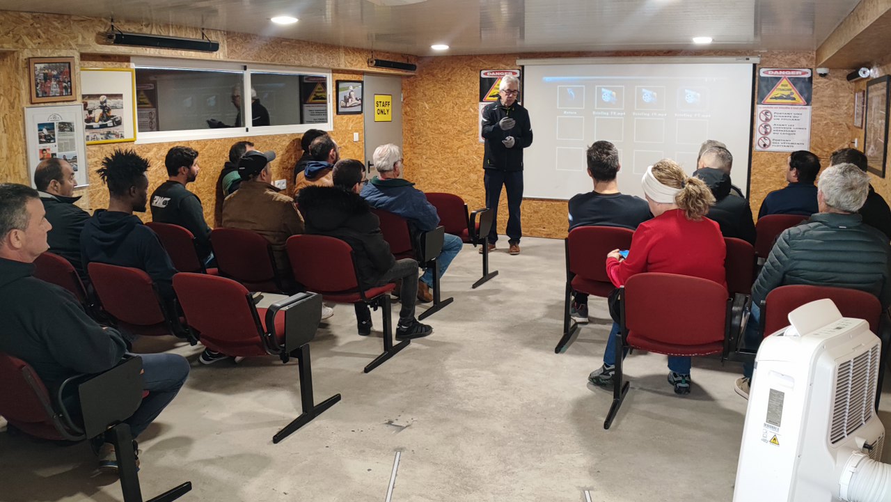 MCA- Construções e obras Publicas0