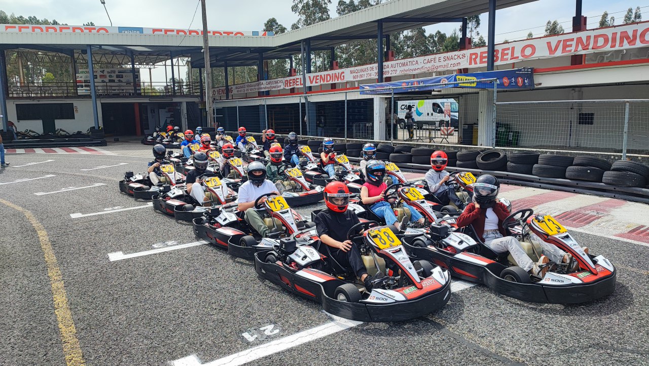 Grupo Escolar25