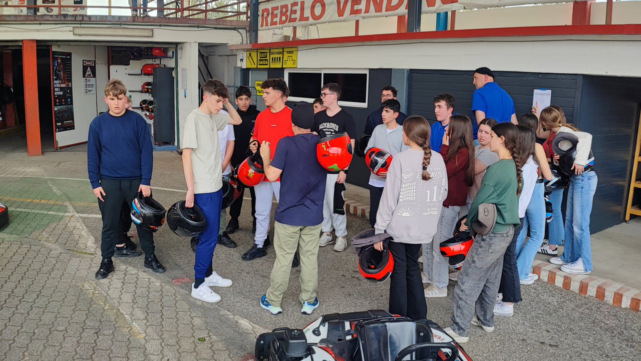 Grupo Escolar27