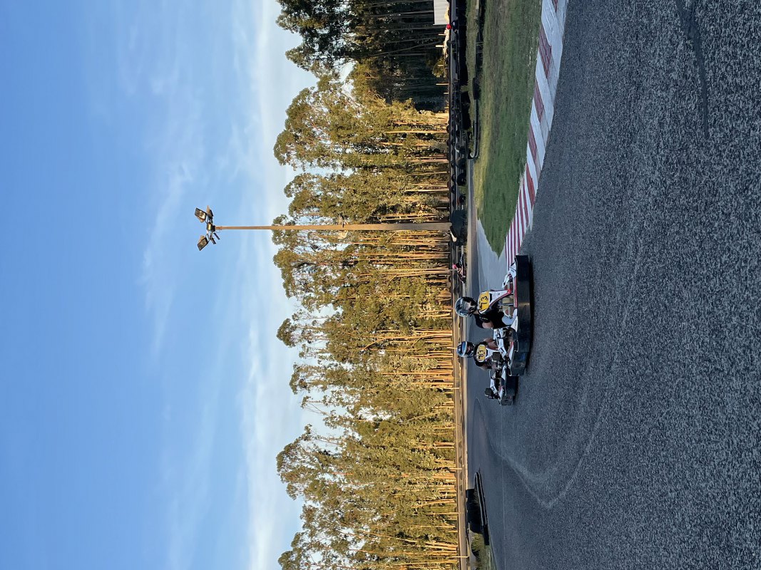 AGIX RACE7